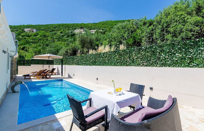 Villa Tranquility Nest Beniva - Three-bedroom Villa With Swimming Pool and Partial Sea View - Photo 28