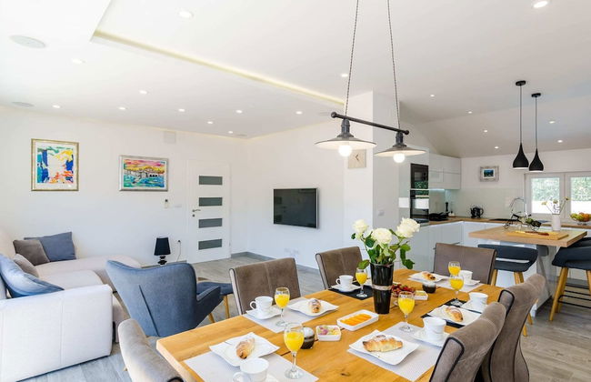 Villa Tranquility Nest Beniva - Three-bedroom Villa With Swimming Pool and Partial Sea View - Photo 37