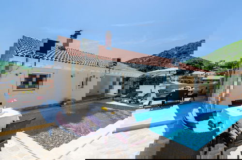 Photo 31 - Villa Tranquility Nest Beniva - Three-bedroom Villa With Swimming Pool and Partial Sea View