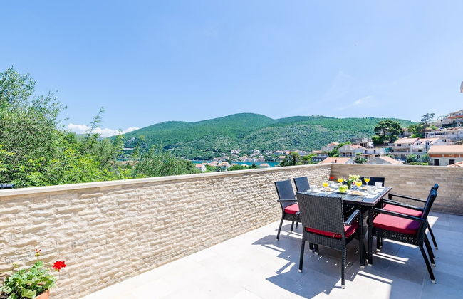 Villa Tranquility Nest Beniva - Three-bedroom Villa With Swimming Pool and Partial Sea View - Photo 40