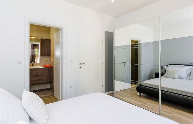 Villa Tranquility Nest Beniva - Three-bedroom Villa With Swimming Pool and Partial Sea View - Photo 5