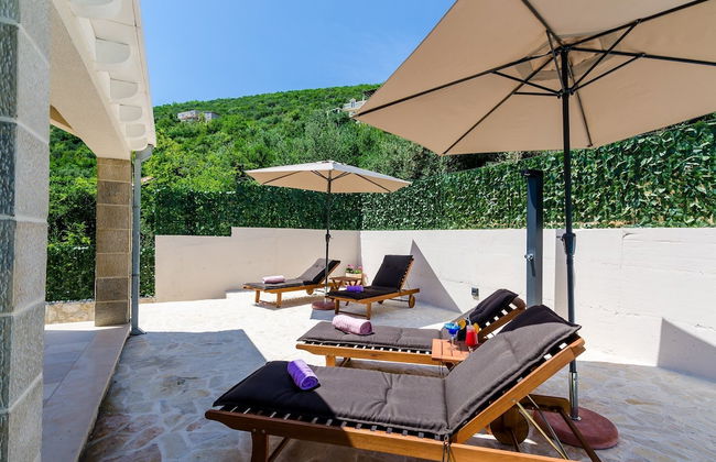 Villa Tranquility Nest Beniva - Three-bedroom Villa With Swimming Pool and Partial Sea View - Photo 42