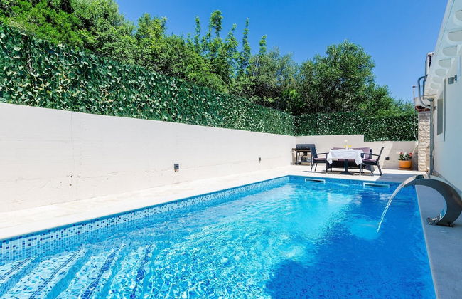 Villa Tranquility Nest Beniva - Three-bedroom Villa With Swimming Pool and Partial Sea View - Photo 27