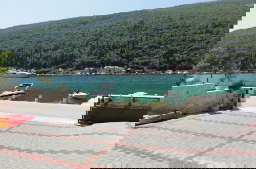 Foto 53 - Villa Riva - Five Bedroom Villa With Pool and Sea View