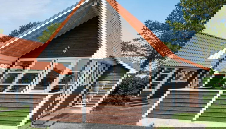 Foto 1 - Holiday Home With Central Heating
