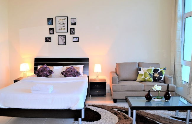 MCLN - Spacious Furnished Studio - Photo 7