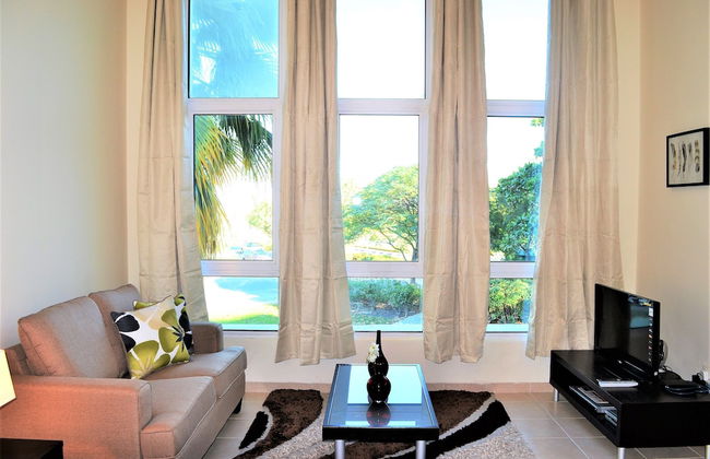 MCLN - Spacious Furnished Studio - Photo 1