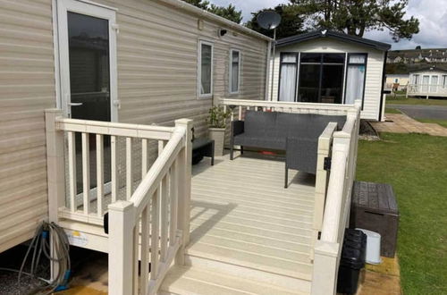 Foto 13 - Luxury 2 Bedroom Holiday Home on Beachside Park