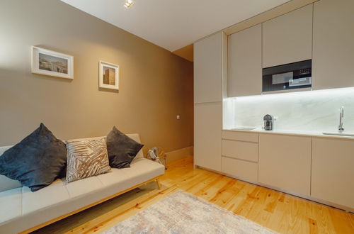 Photo 2 - Legacy Oporto Design Apartment A