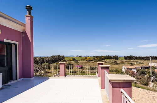 Photo 19 - Charming Sea View Villa close to beach