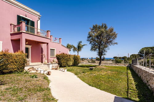 Photo 33 - Charming Sea View Villa close to beach