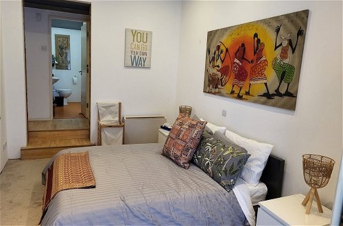 Foto 2 - Captivating 2-bed Apartment in Liverpool