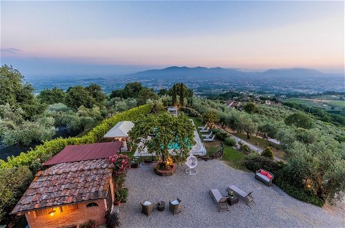 Photo 6 - Tuscan Fizz Villa a Vineyards Retreat