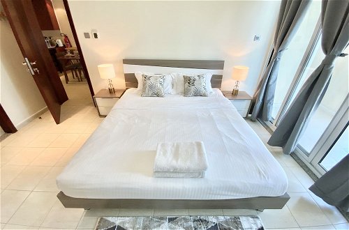 Photo 2 - LKV - 1bed with 2 balconies in JLT