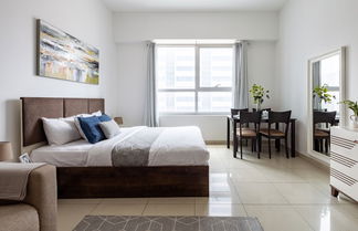 Photo 3 - Light and Modern Studio in Jlt! Sleeps 3