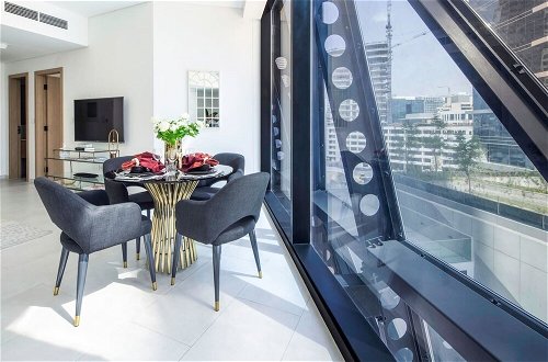 Foto 7 - Modern + Minimalist 1BR in Burj Khalifa Boulevard
