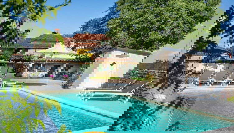 Photo 1 - Adorable Holiday Home With Pool and Terrace