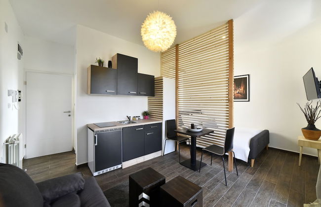 Corner apartments Savska - Photo 14