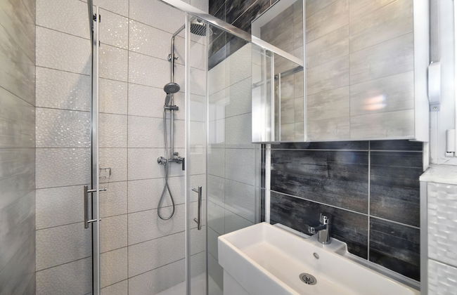 Corner apartments Savska - Photo 31