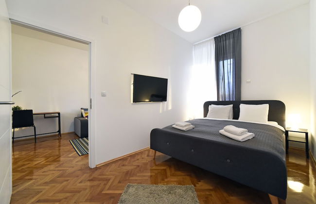 Corner apartments Savska - Photo 8