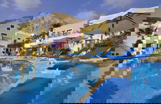 Photo 1 - Tamarix del Mar Suites