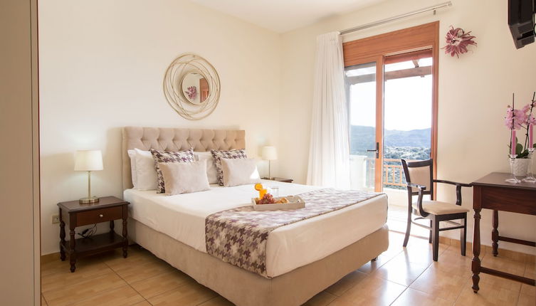 Photo 1 - Triopetra Luxury Villas Panagia