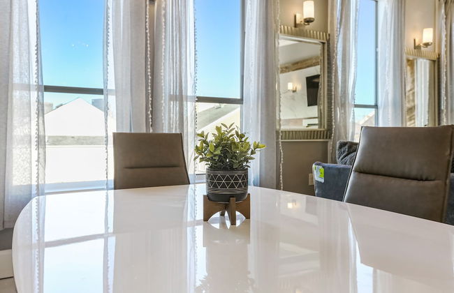 Fully Furnished Condos Near St Charles - Photo 43