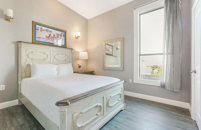 Fully Furnished Condos Near St Charles - Photo 12