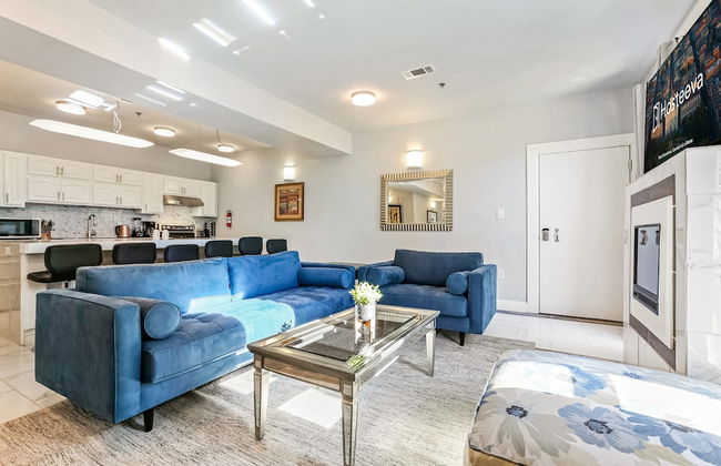 Fully Furnished Condos Near St Charles - Photo 70