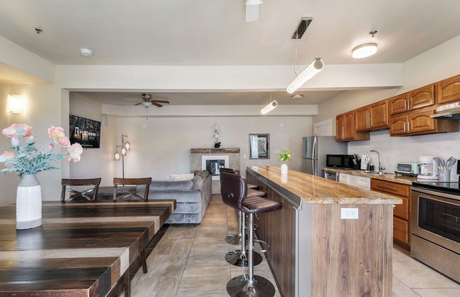 Fully Furnished Condos Near St Charles - Photo 64