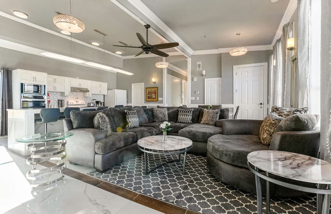 Fully Furnished Condos Near St Charles - Photo 76