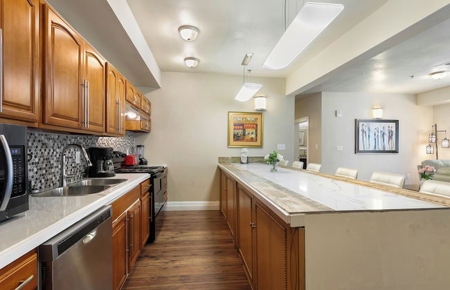 Fully Furnished Condos Near St Charles - Photo 66