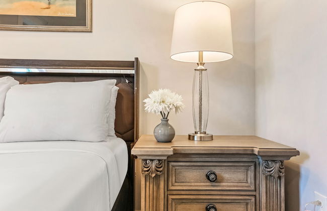 Fully Furnished Condos Near St Charles - Photo 5