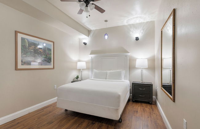 Fully Furnished Condos Near St Charles - Photo 28