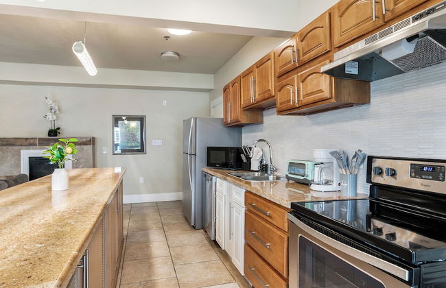 Fully Furnished Condos Near St Charles - Photo 63
