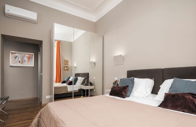 The Roman Empire Guesthouse - Photo 33