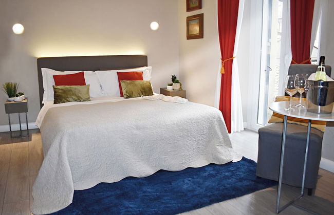 The Roman Empire Guesthouse - Photo 11