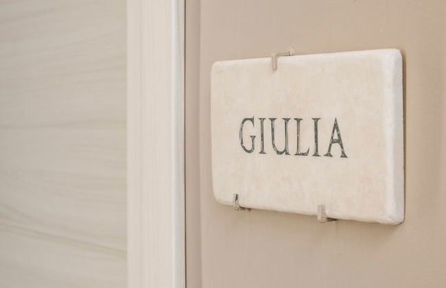 The Roman Empire Guesthouse - Photo 39
