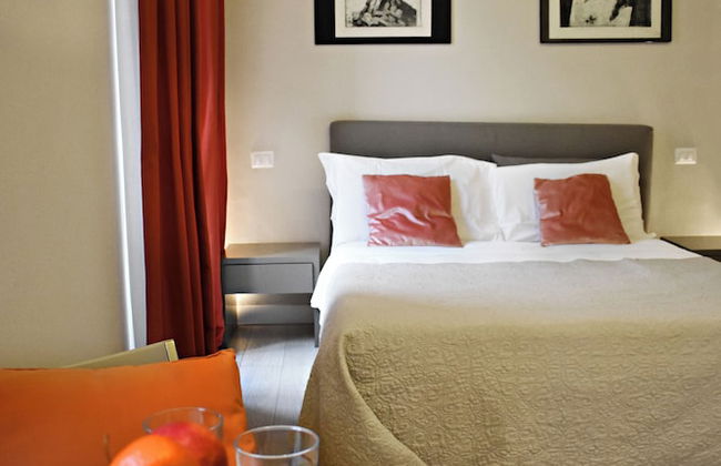 The Roman Empire Guesthouse - Photo 16