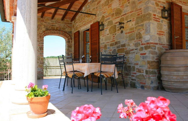 Stunning private villa for 8 guests with private pool, WIFI, TV, terrace, pets allowed and parking - Photo 32