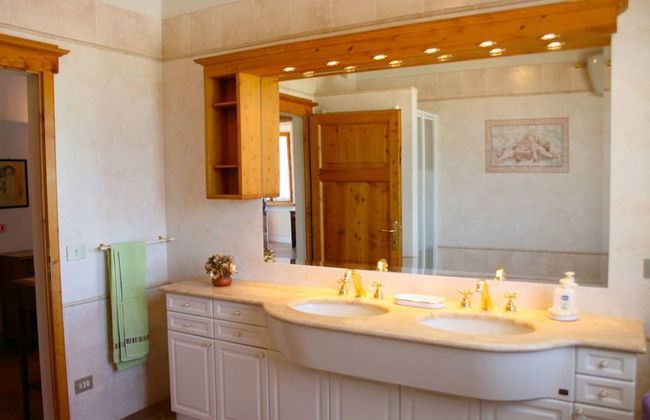 Stunning private villa for 8 guests with private pool, WIFI, TV, terrace, pets allowed and parking - Photo 21