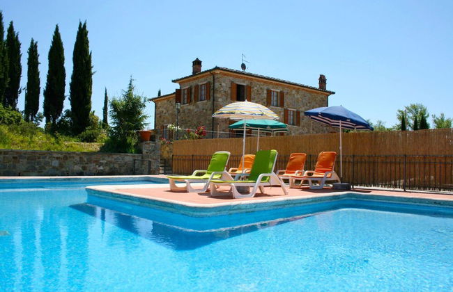 Stunning private villa for 8 guests with private pool, WIFI, TV, terrace, pets allowed and parking - Photo 27