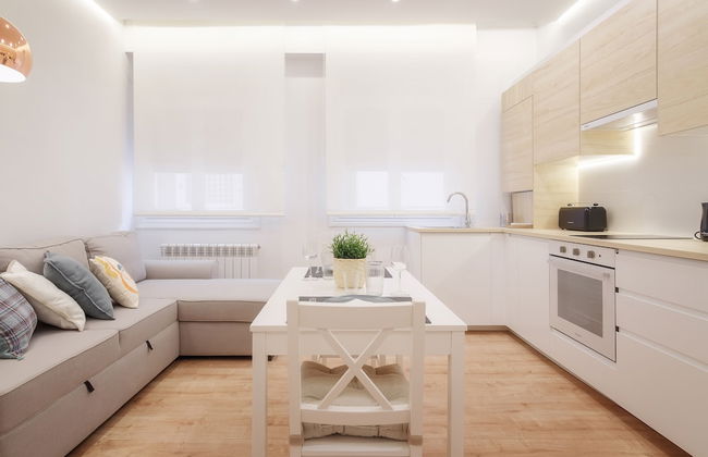 Apto Reformado con encanto by URBANHOSTS - Foto 9