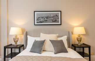 Foto 2 - ALTIDO Astonishing 2 Bedroom near Mayfair & Piccadilly Circus