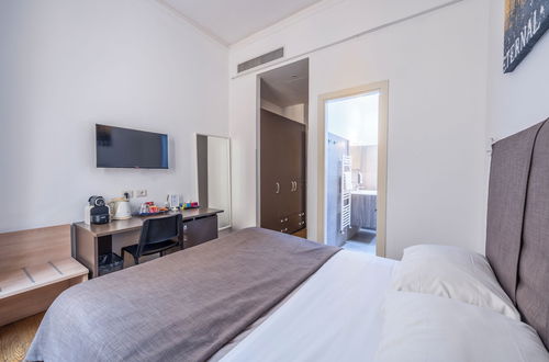 Photo 17 - Rome Armony Suites