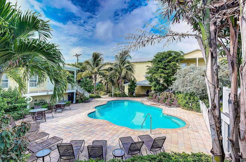 Photo 20 - Beach Club at Siesta Key Poolside D