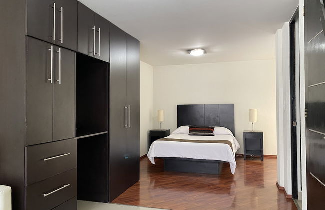Grupo Kings Suites Chimborazo - Foto 1