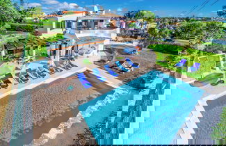 Photo 1 - Villa Miramar