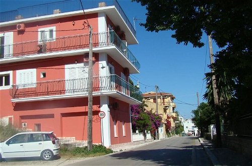 Photo 21 - Dionisis Apartments