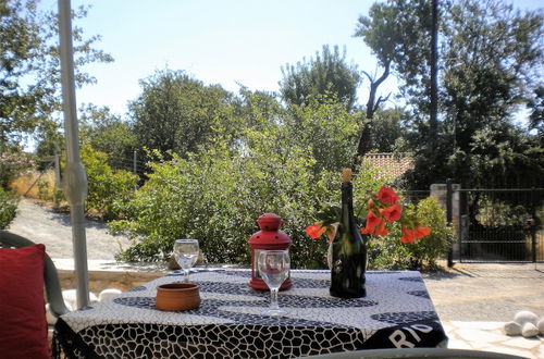 Photo 15 - Cosy Holiday Home With Garden in Leonidio